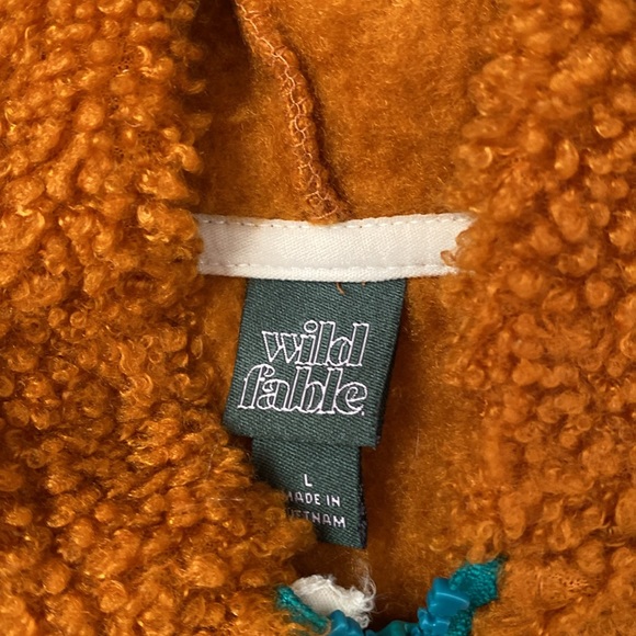 Wild fable size large fleece nwot - Picture 3 of 4